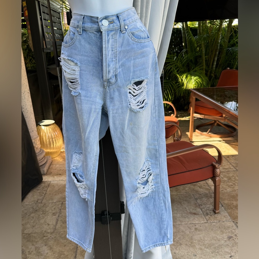 BLUE SAVVY Straight Leg Distressed Button Fly Jean 5/27
